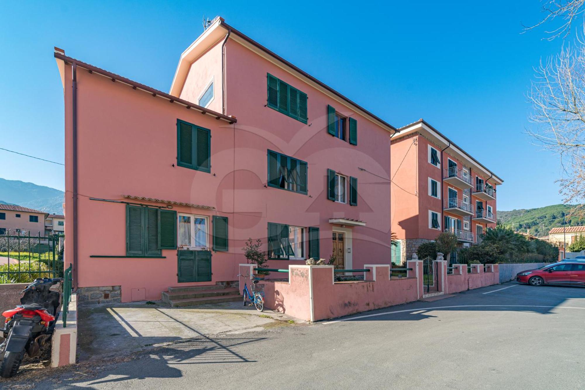 Апартаменты La Piazzetta Di Marciana Marina - Goelba Экстерьер фото